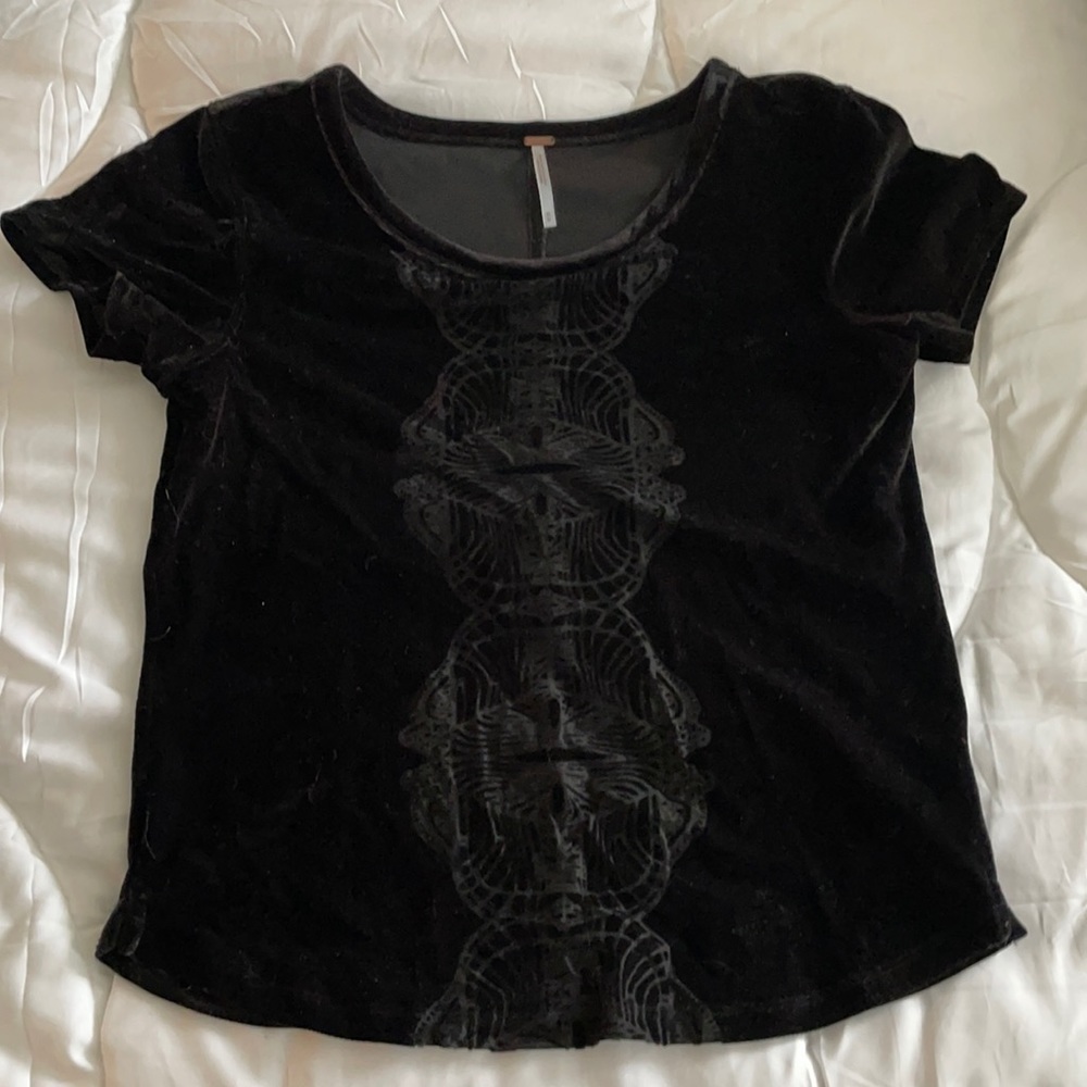 free people black velvet baby tee shirt size medium